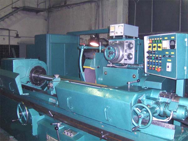 Фото круглошліфувального верстата 3М174